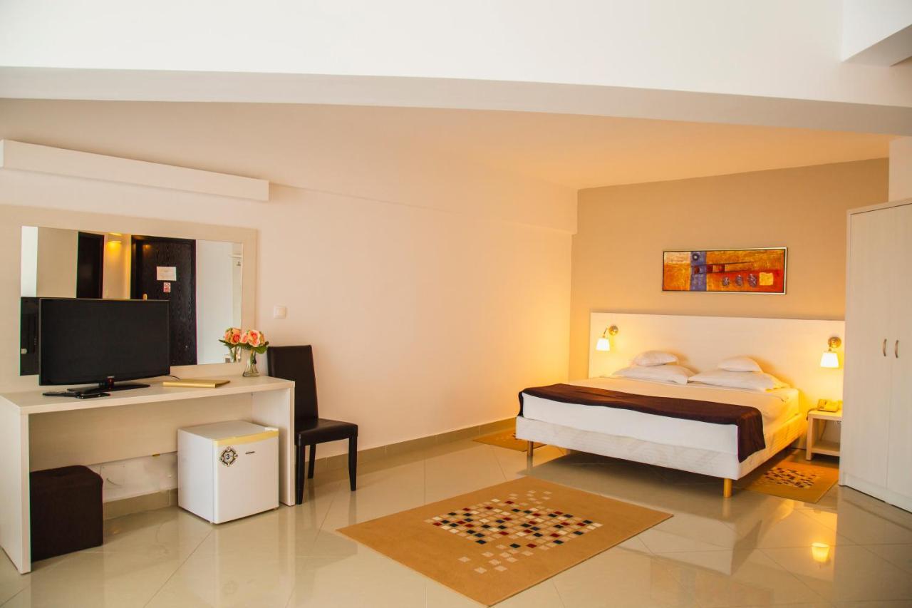 Ambasador 4*