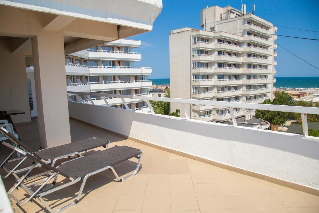 Ambasador Hotel