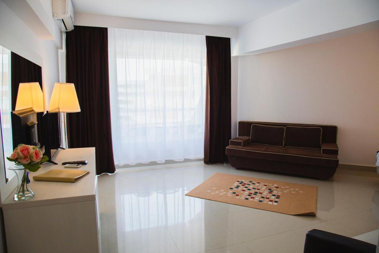 Hotel Ambasador