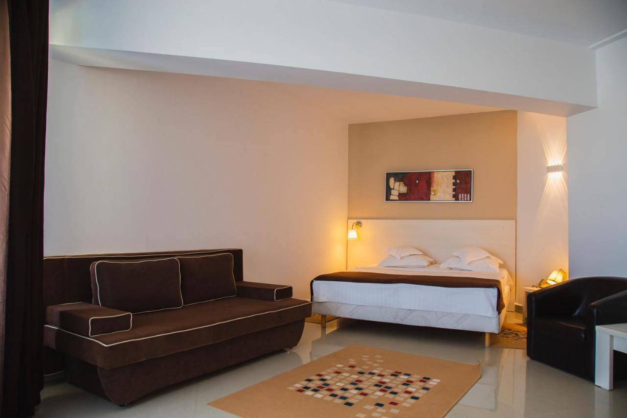 Ambasador Hotel 4*